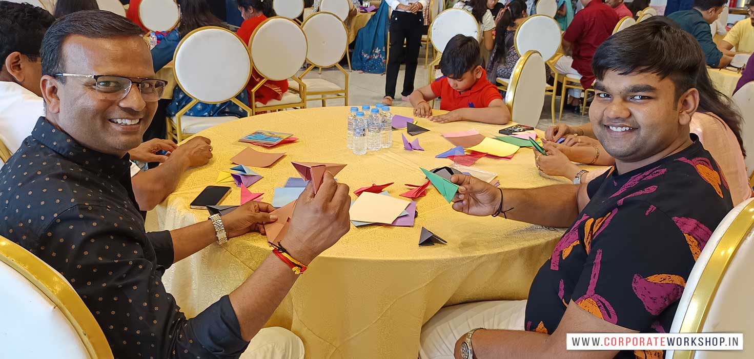 corporate workshop, drawing, painting, art & craft workshop and activities for corporate empoyees, art and craft stall in malls, fair, fun activities for corporate empolyees, kids, schools, colleges, ngo, art & craft activities for employees